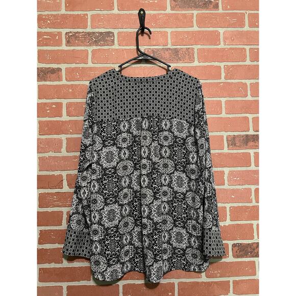 DR2 Long Sleeve Top – Size L - Picture 7 of 8